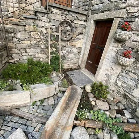 In Casa Medievale Appartement Montecrestese