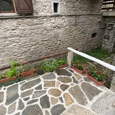 In Casa Medievale Appartement Montecrestese